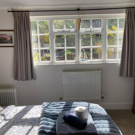 Guest Suite At 31 Little England Milborne Saint Andrew Exteriér fotografie