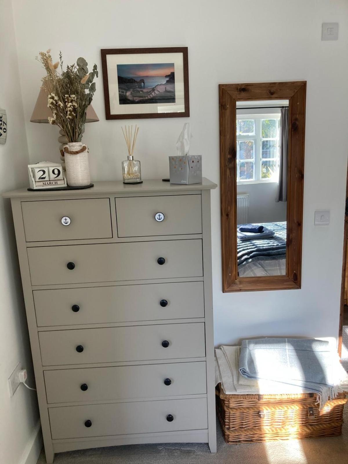 Guest Suite At 31 Little England Milborne Saint Andrew Exteriér fotografie